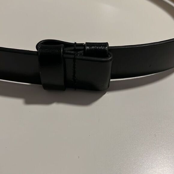 Chico’s Adjustable Leather Enameled Fish Leather Belt Size S/M - Picture 6 of 11